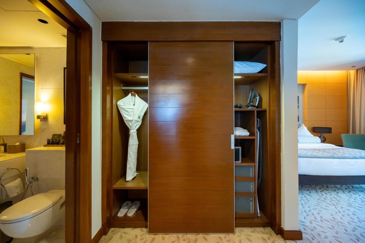 Emaar Residences Fashion Avenue Formerly Address Dubai Mall By The S Holiday Homes Exteriör bild
